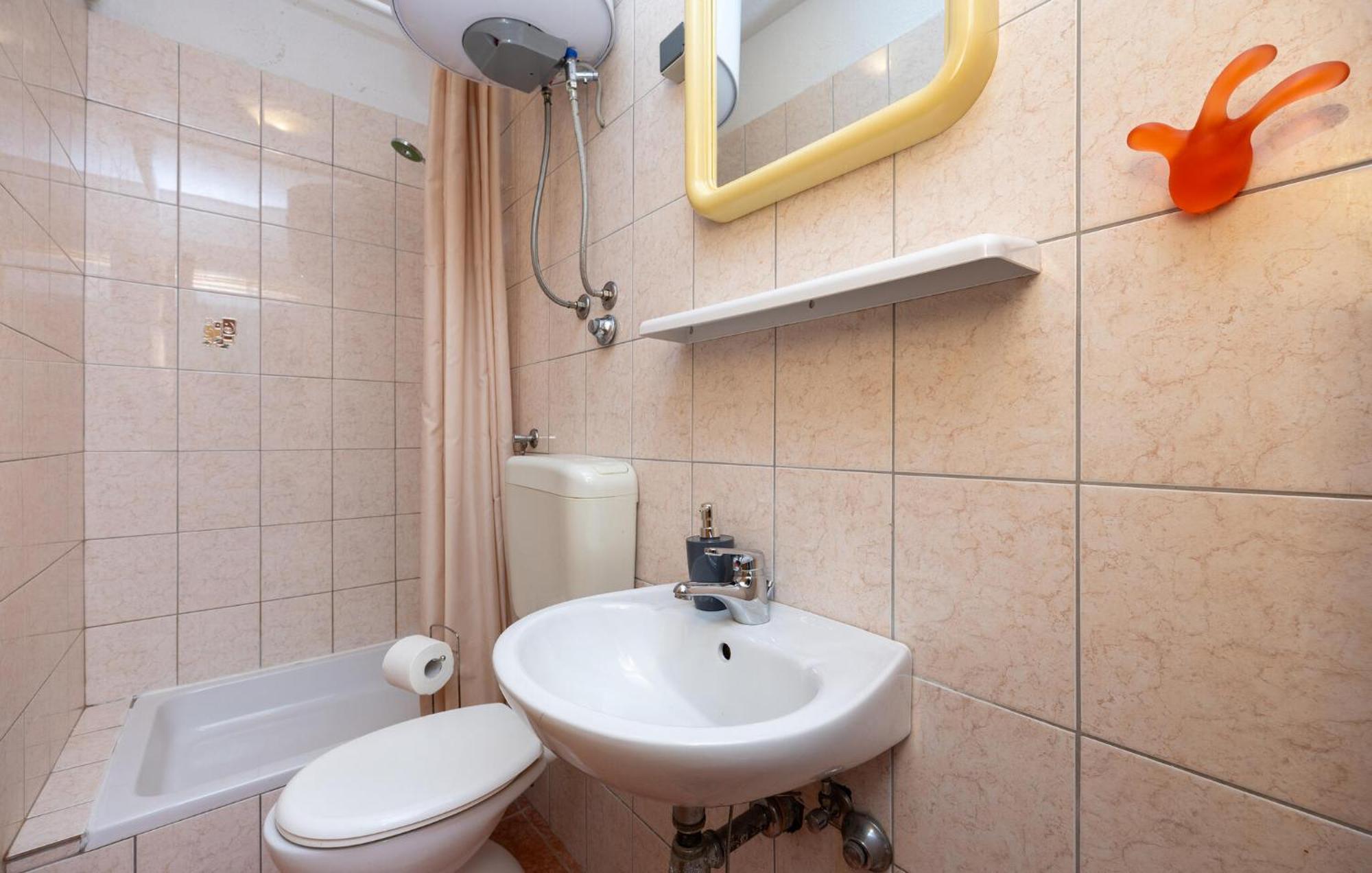 3 Bedroom Gorgeous Apartment In トロギール エクステリア 写真