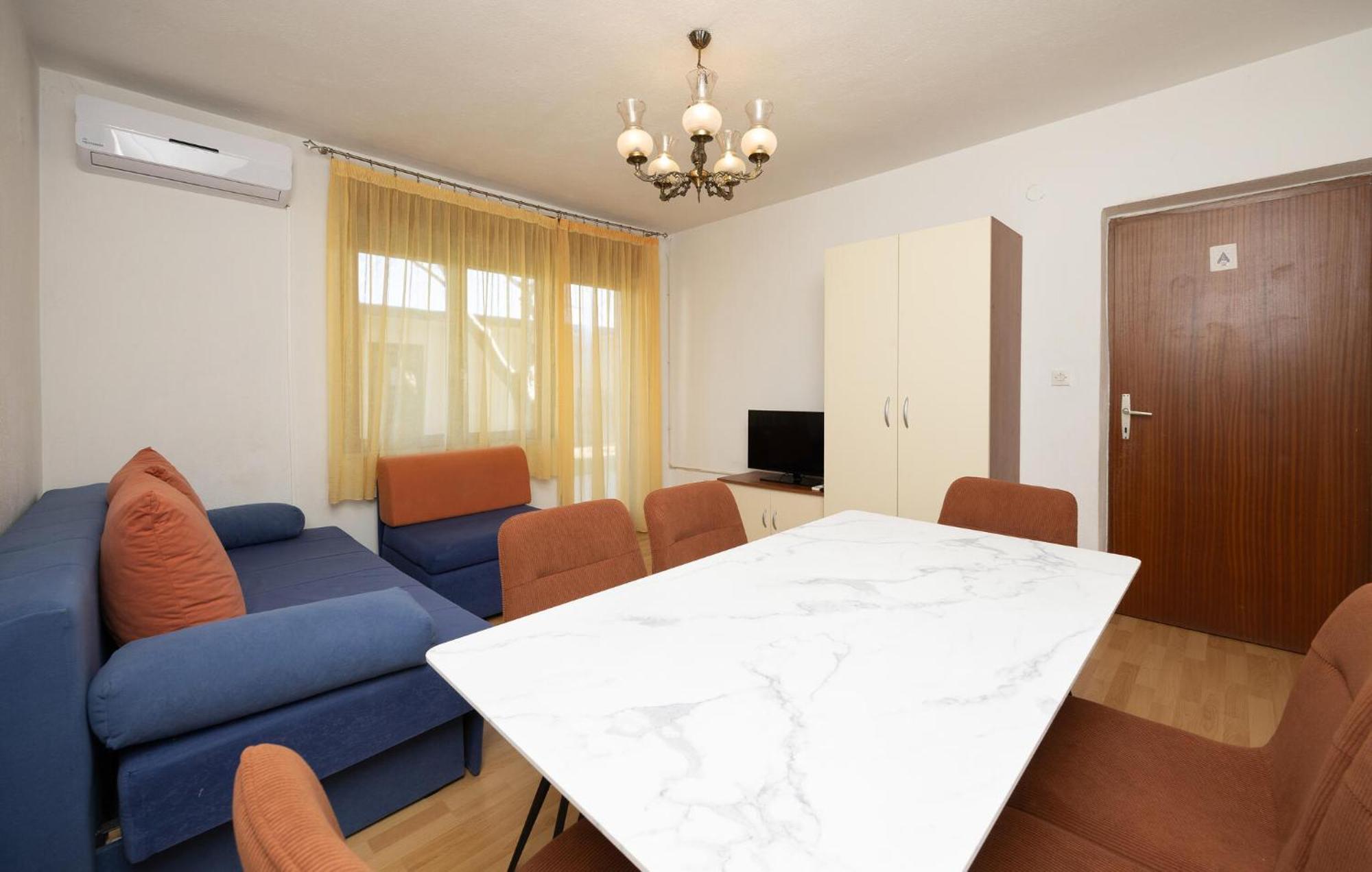 3 Bedroom Gorgeous Apartment In トロギール エクステリア 写真
