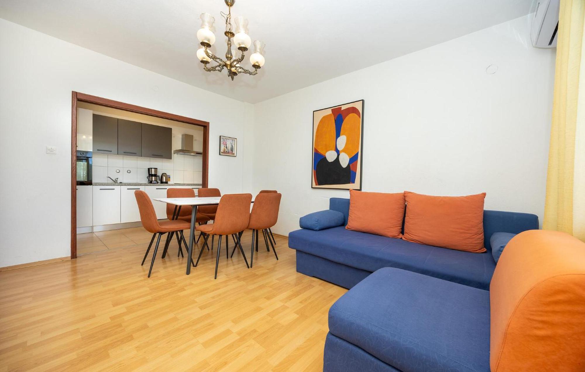 3 Bedroom Gorgeous Apartment In トロギール エクステリア 写真